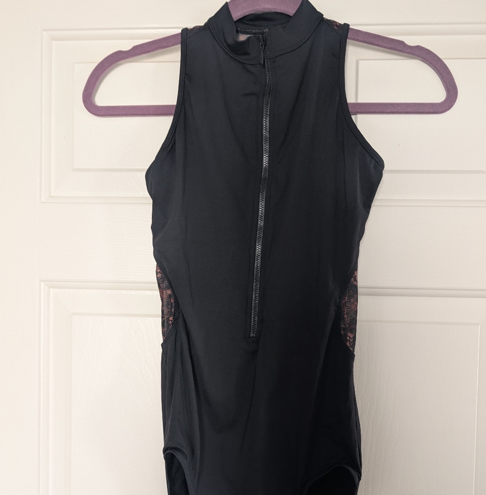 Bloch Mock Neck Zip Adult Leo | ML